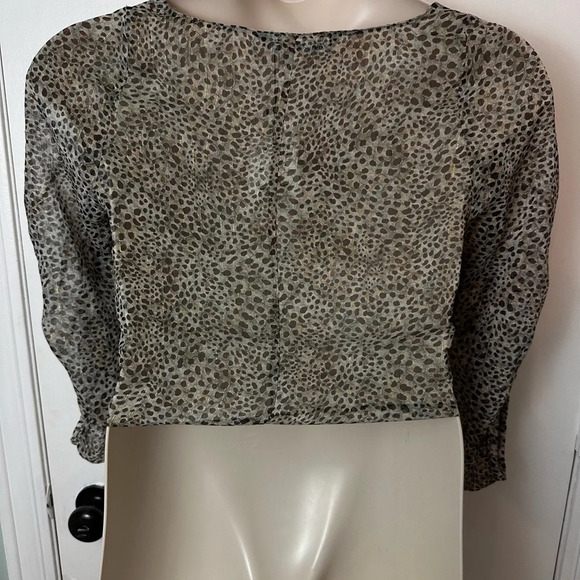 Zara Blouse Size Large Sheer Leopard Print Cropped V-Neck Ruched Side Zip #1356 - Picture 8 of 10